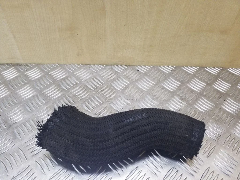 Intercooler hose/pipe