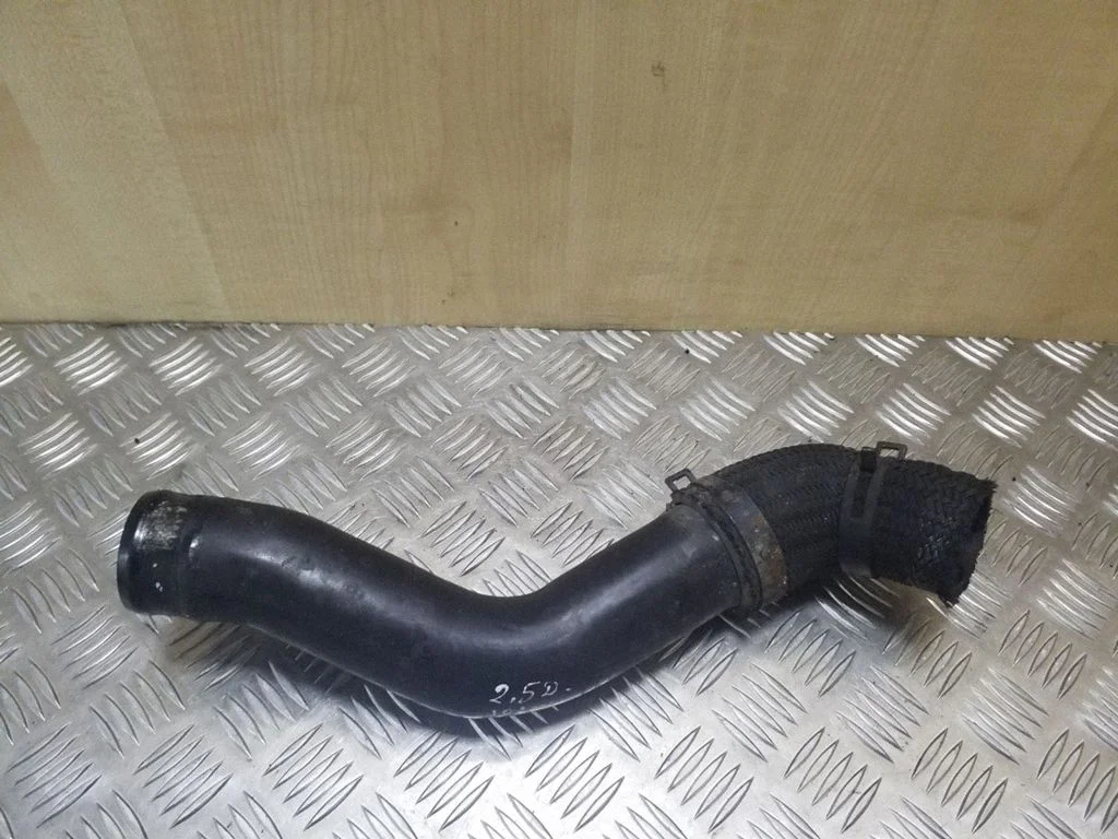 Intercooler hose/pipe