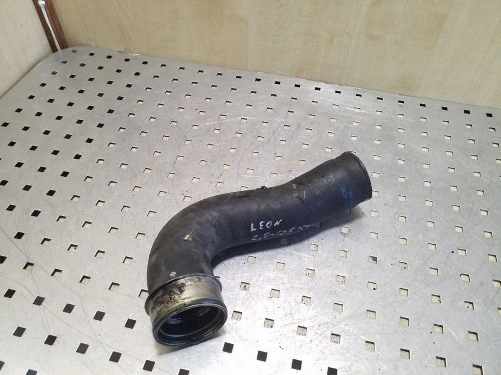Intercooler hose/pipe 3C0145832J