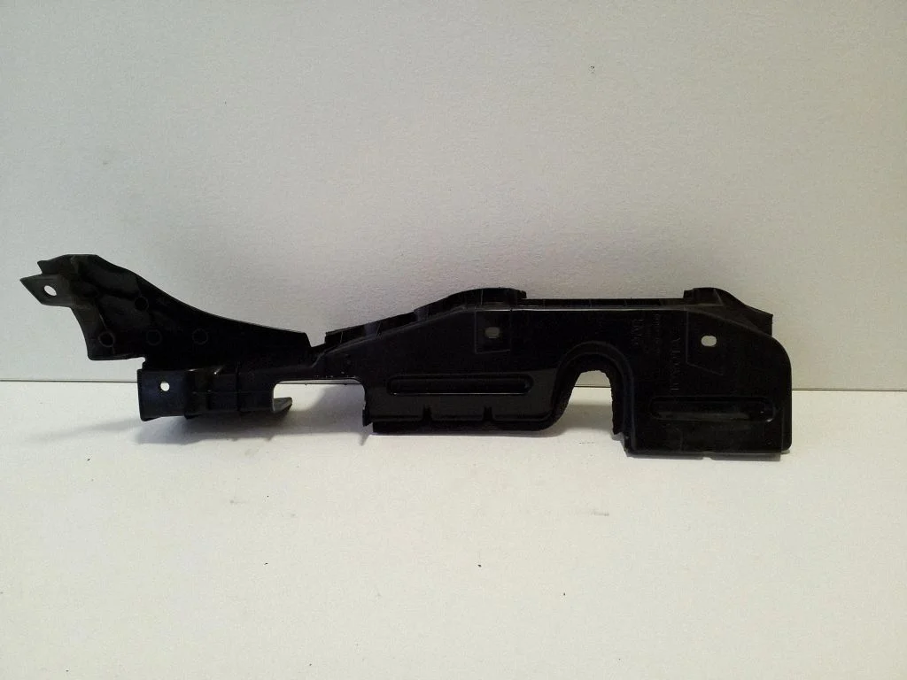 Intercooler air guide/duct channel 5329348040