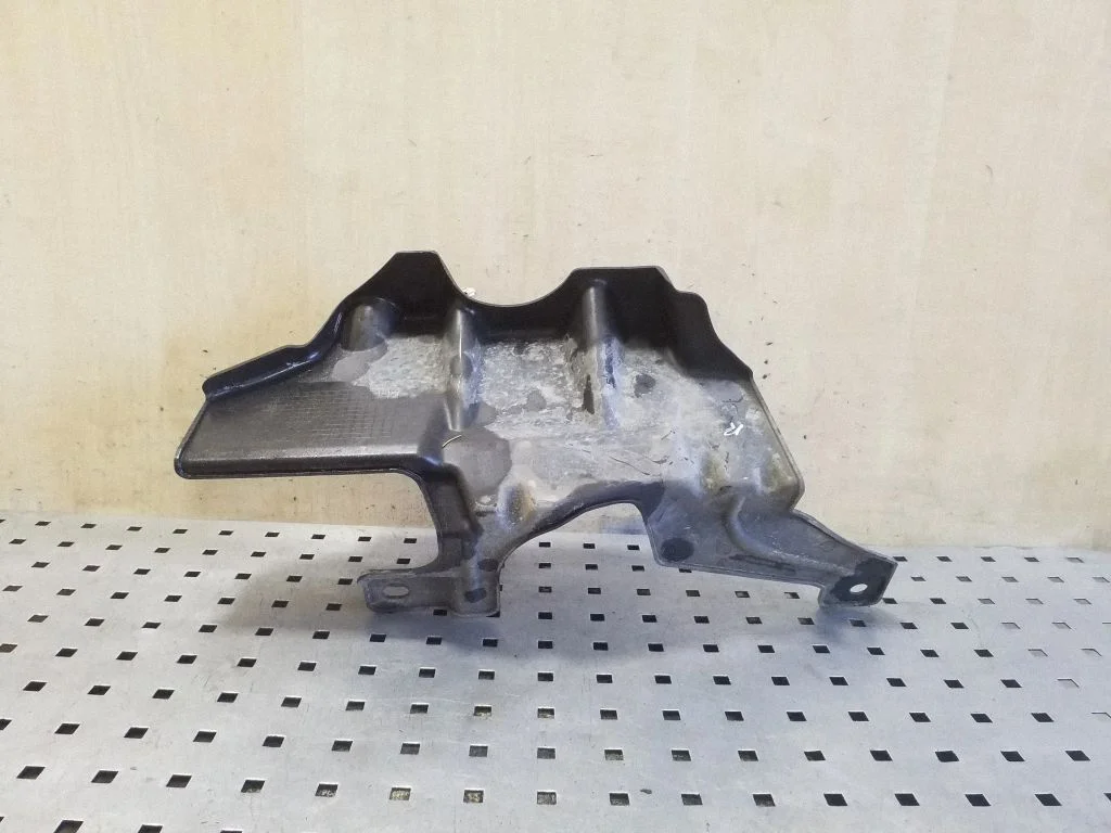 Intercooler air guide/duct channel CPLA56372A