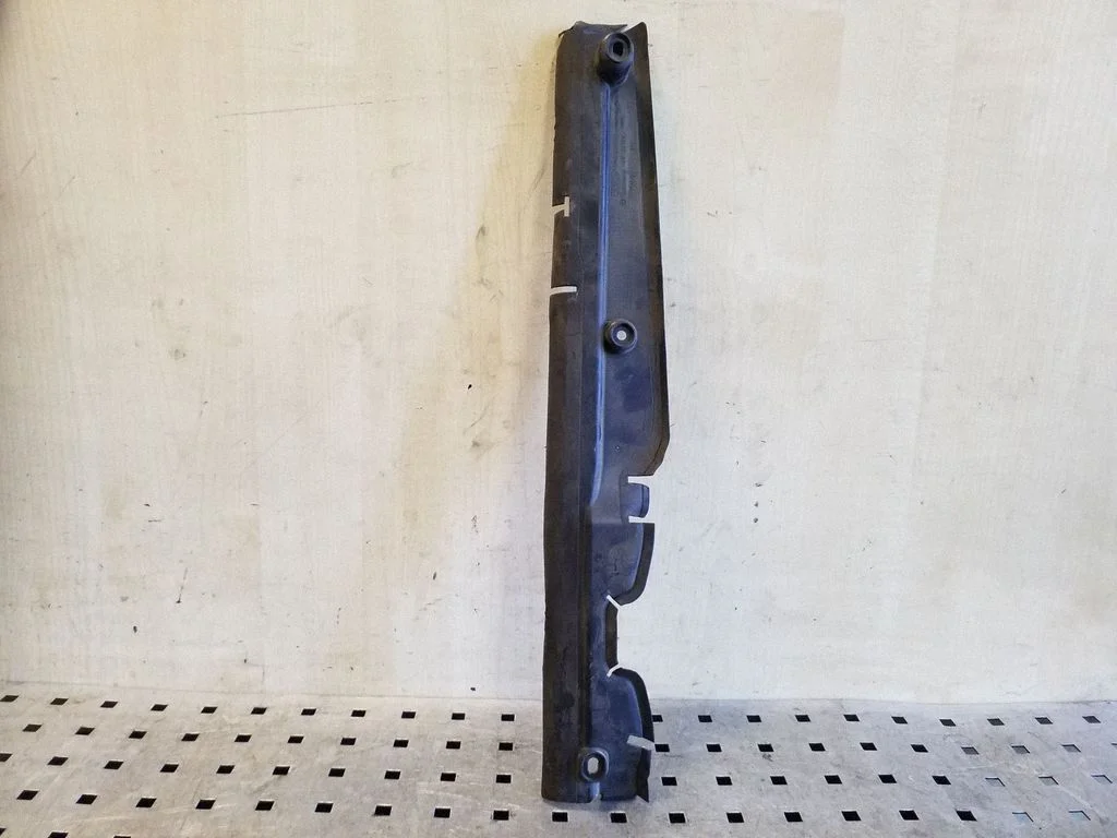 Intercooler air guide/duct channel 4G0121292E