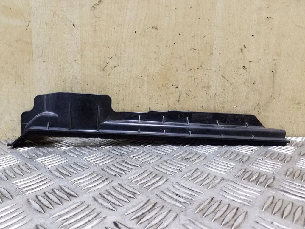 Intercooler air guide/duct channel 291352Y000