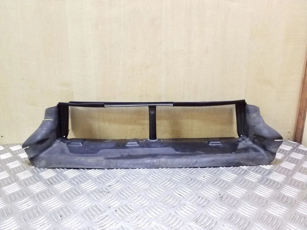 Intercooler air guide/duct channel BM518312AC – Ford Focus (2010-2017)