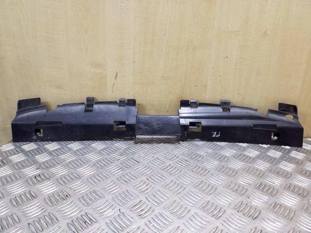 Intercooler air guide/duct channel 93854399