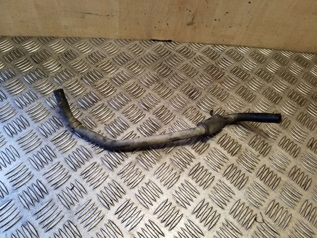 Gearbox oil cooler pipe/hose