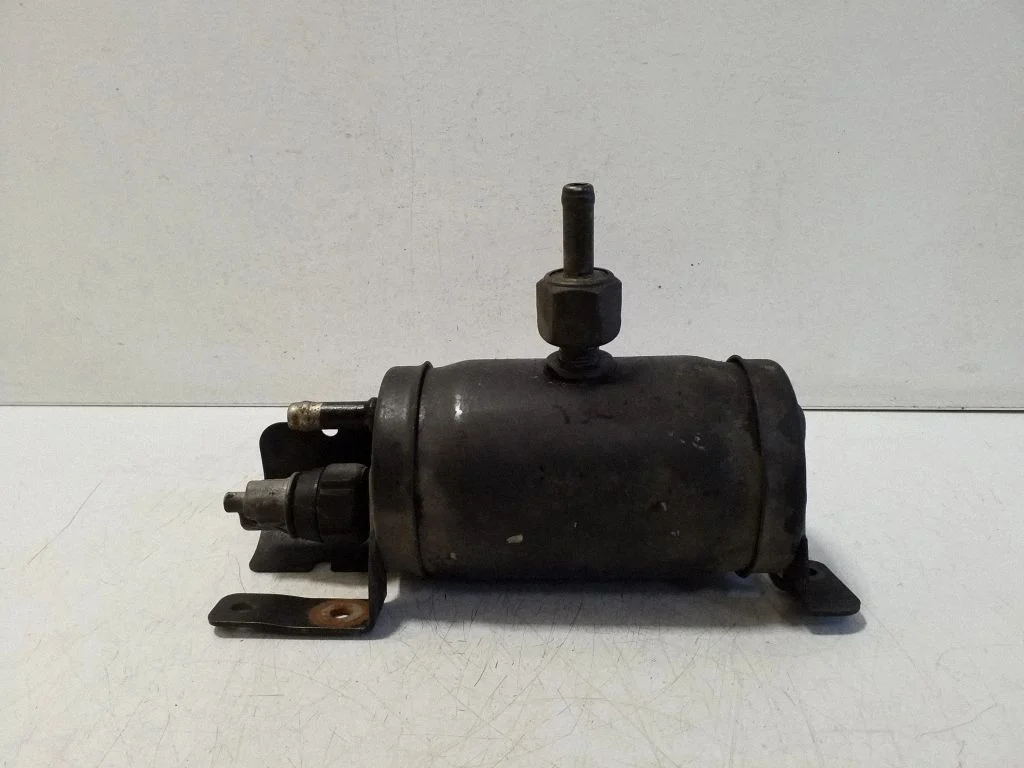 Air conditioning (A/C) air dryer