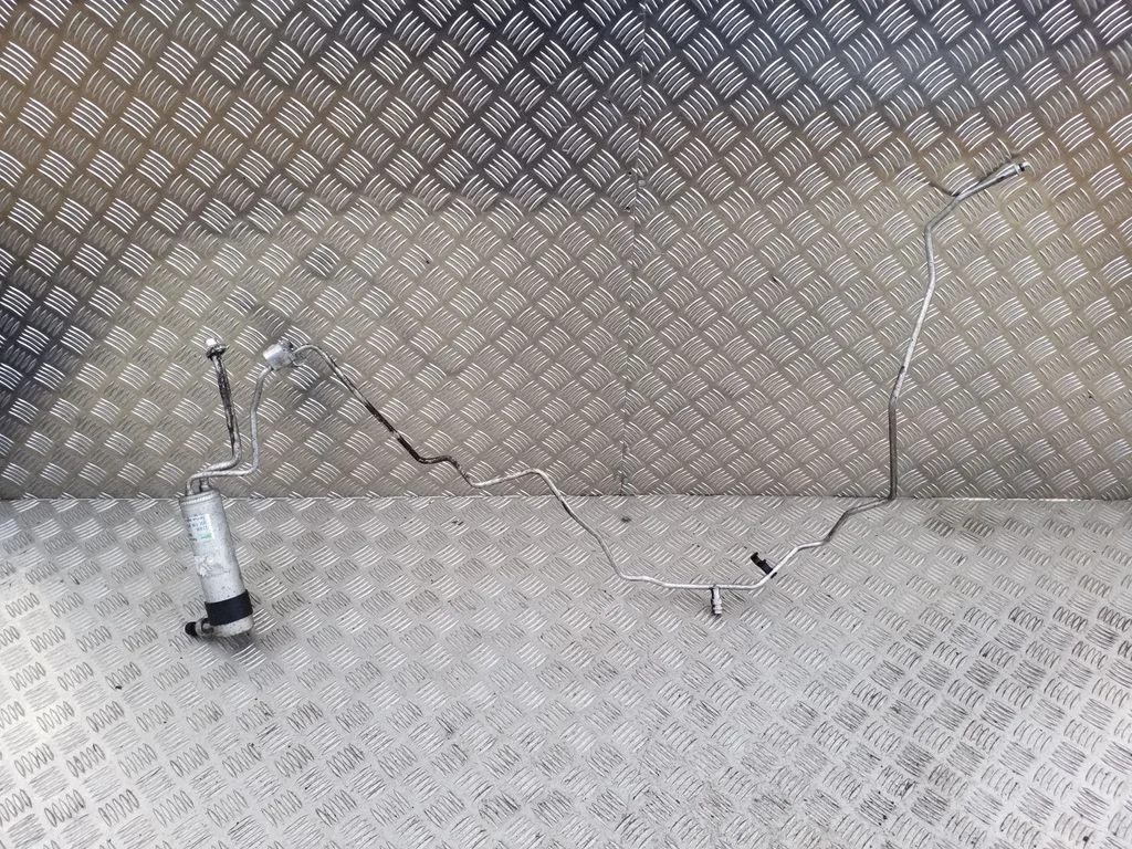 Air conditioning (A/C) air dryer 988736XA