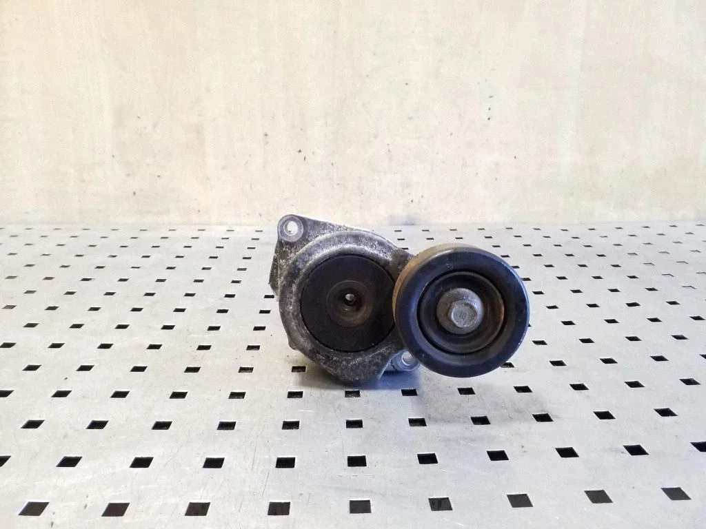 Generator/alternator belt tensioner – Honda CR-V (2013-2016)