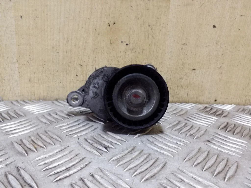 Generator/alternator belt tensioner 9677279580