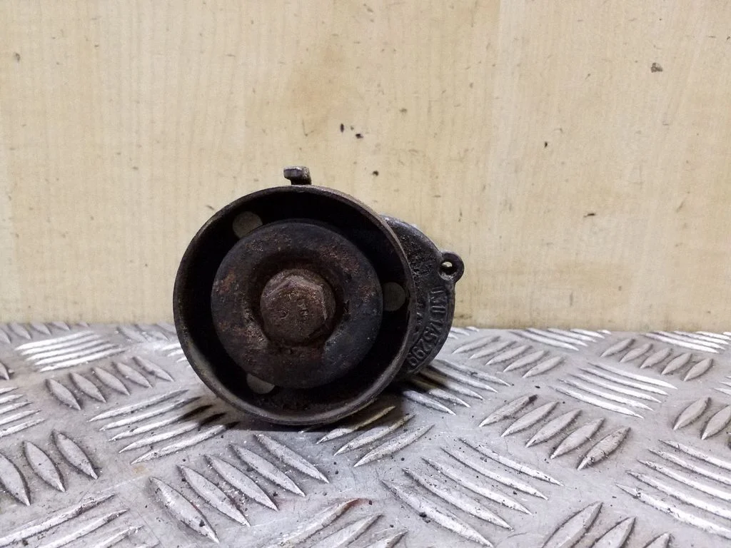 Generator/alternator belt tensioner 030145299C