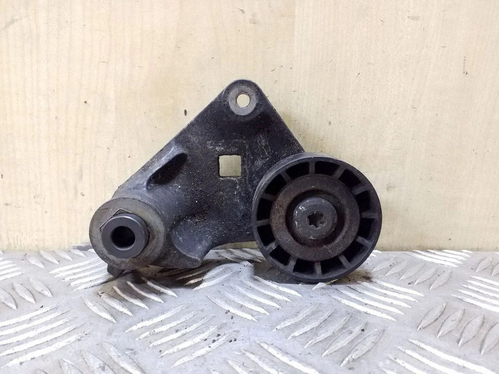 Generator/alternator belt tensioner – Ford Mondeo Mk III (2000-2007)