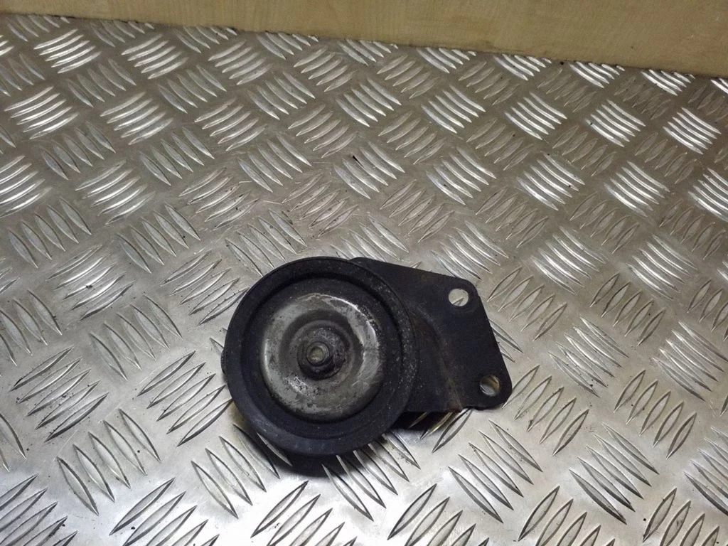 Generator/alternator belt tensioner