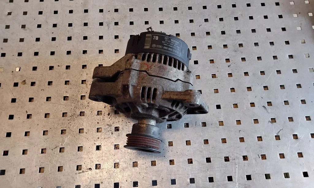Generator/alternator 050903015C