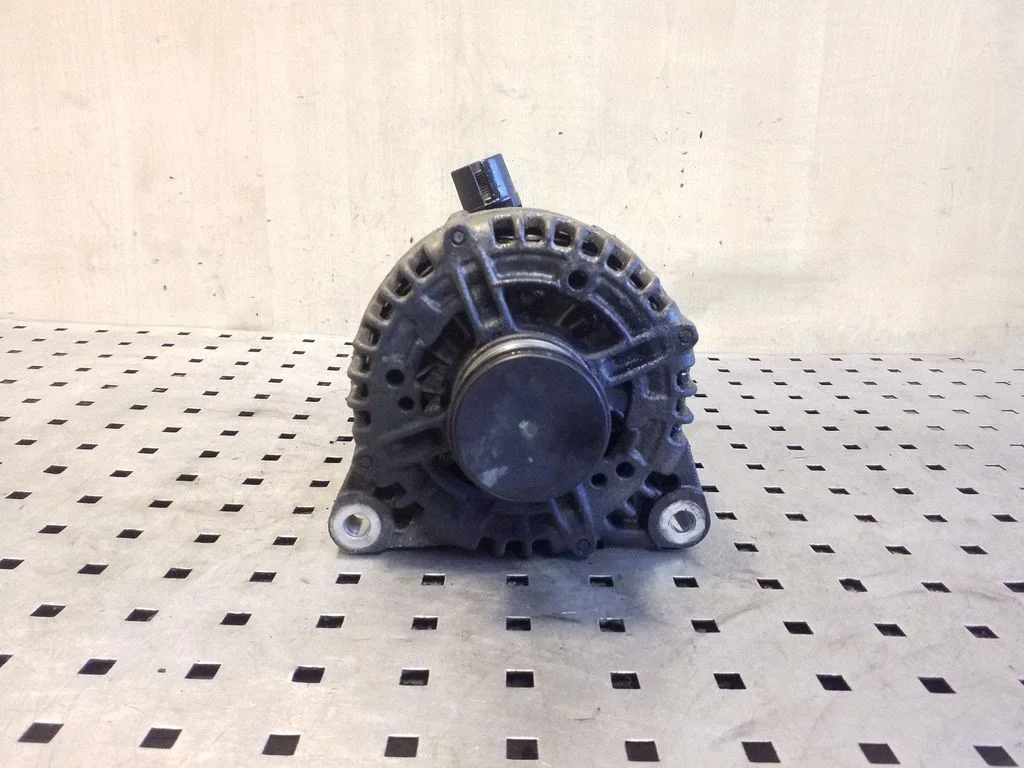 Generator/alternator – Land Rover Freelander 2 - LR2 (2007-2016)