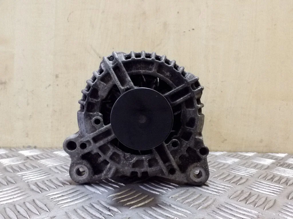 Generator/alternator 03G903016E
