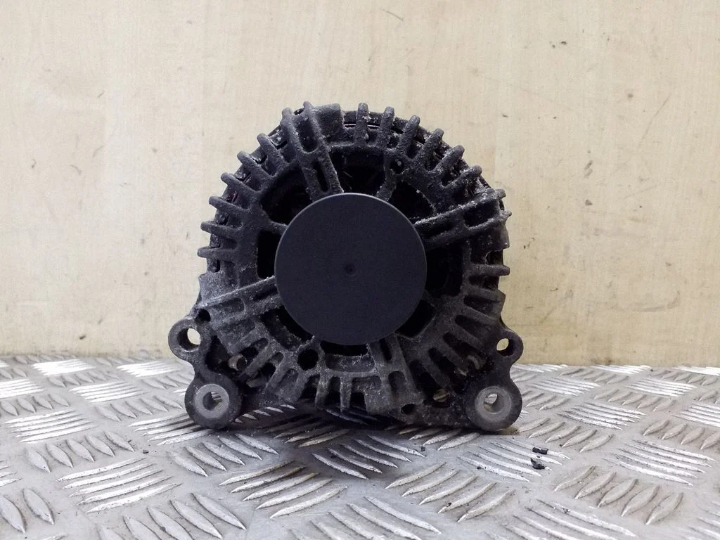Generator/alternator 06F903023P