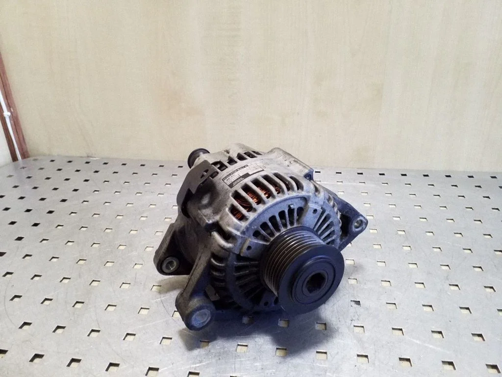 Alternator 373004A300