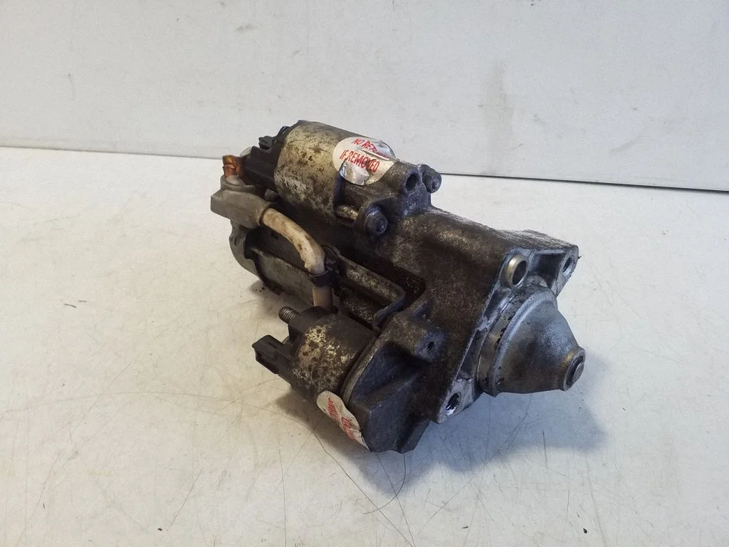 Starter motor DS7T11000LE
