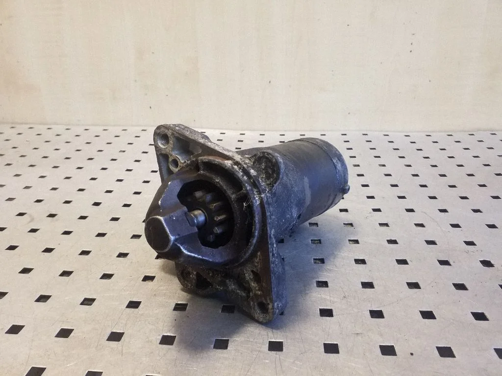 Starter motor 8200621305A