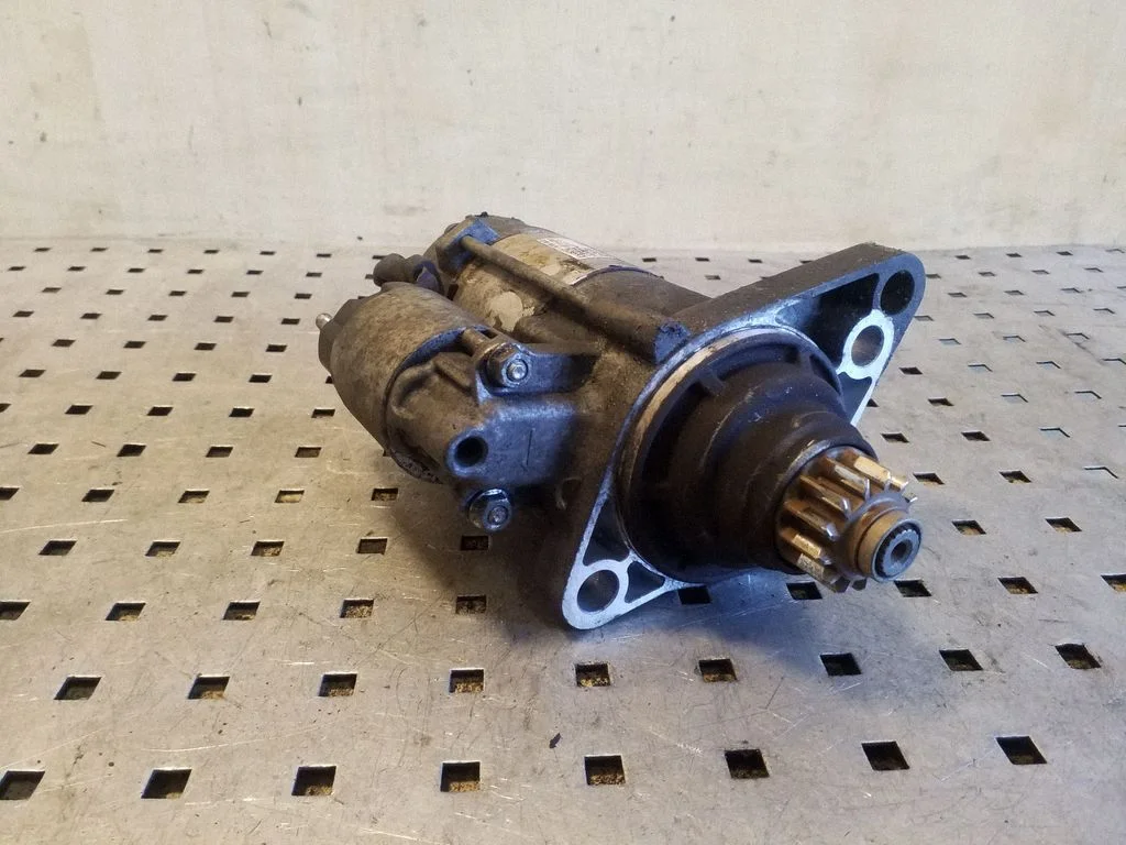 Starter motor 02Z911024B