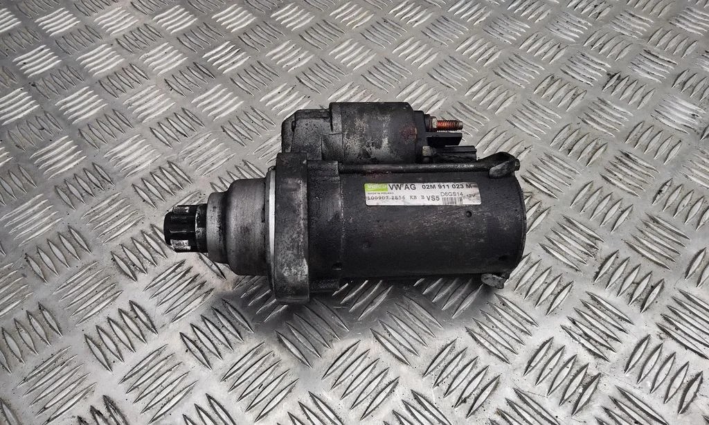 Starter motor 02M911023M