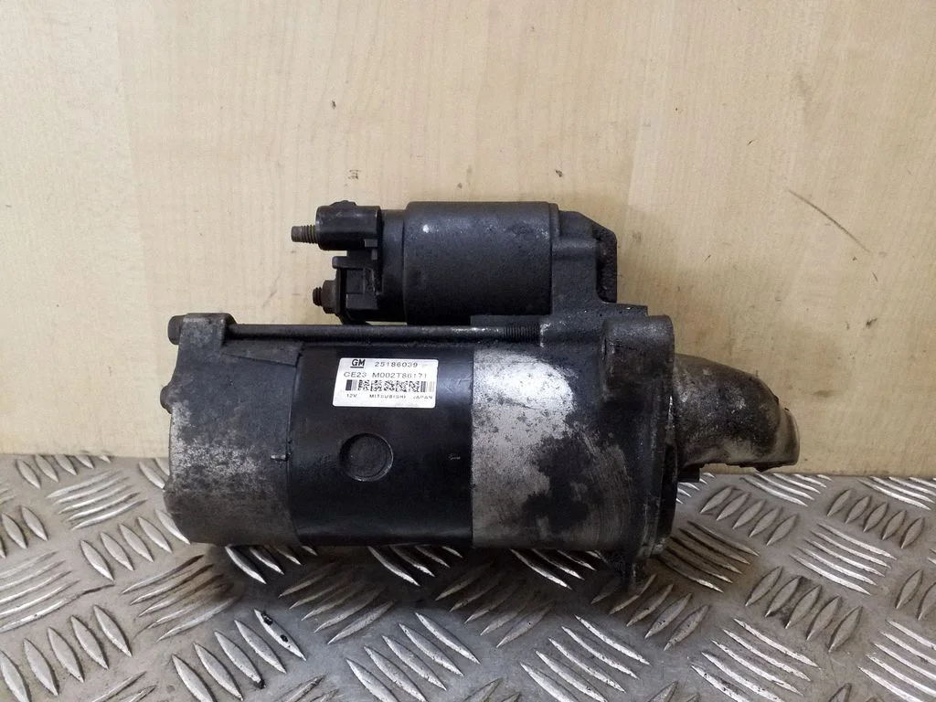 Starter motor 25186039