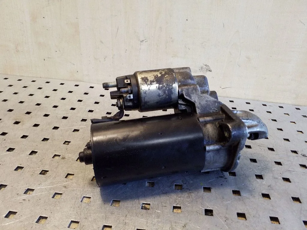 Starter motor – BMW X3 E83 (2003-2010)