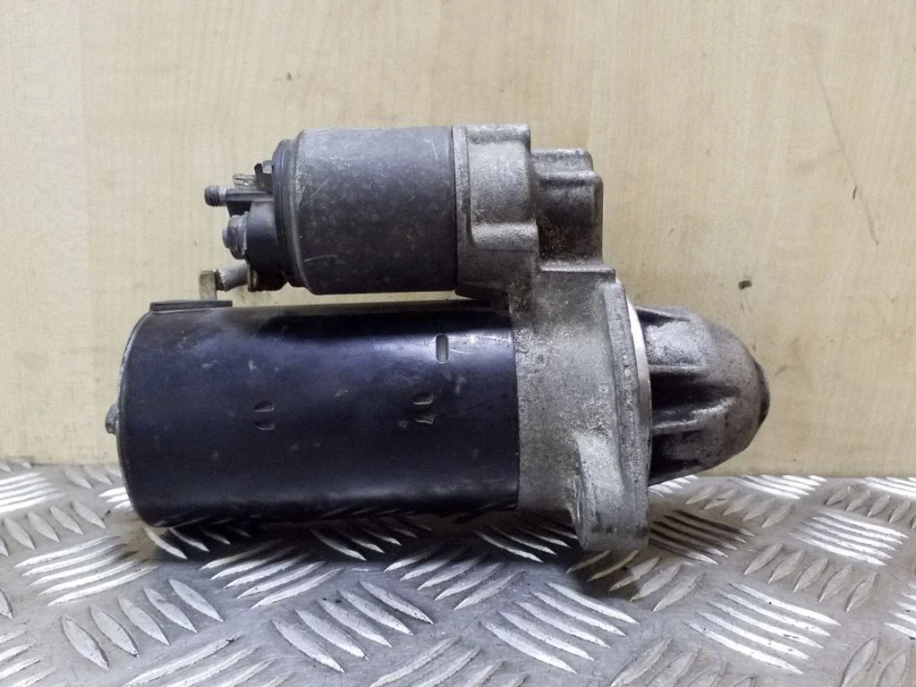 Starter motor 0001109041