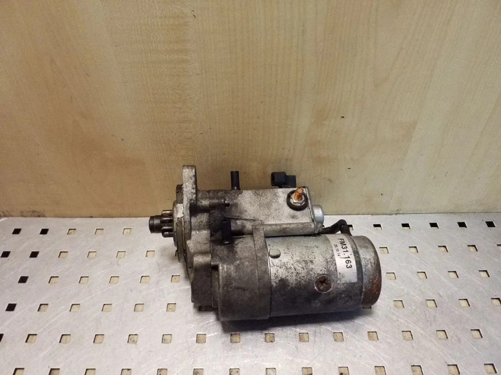 Starter motor – Hyundai Santa Fe (2000-2006)