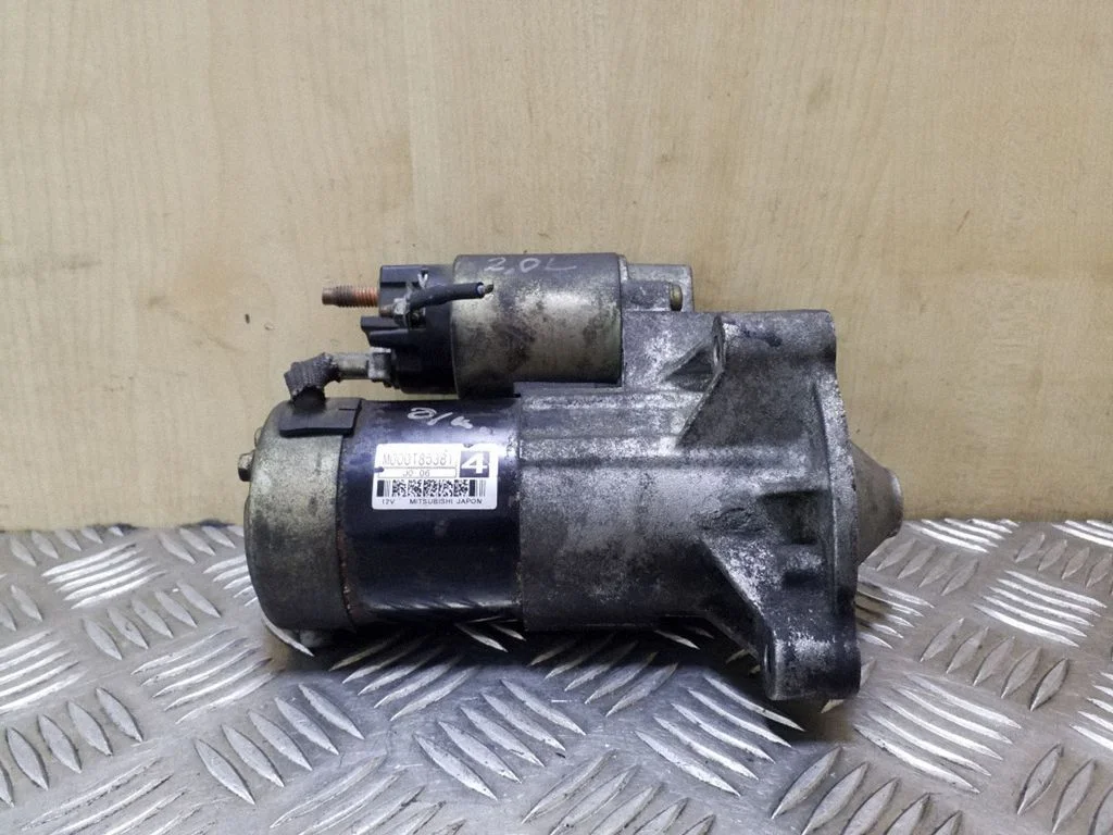 Starter motor M000T85381