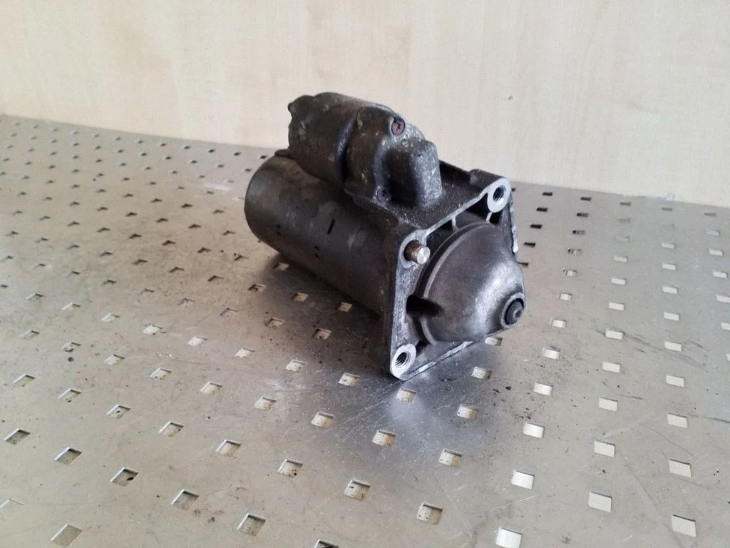 Starter motor 0001109252