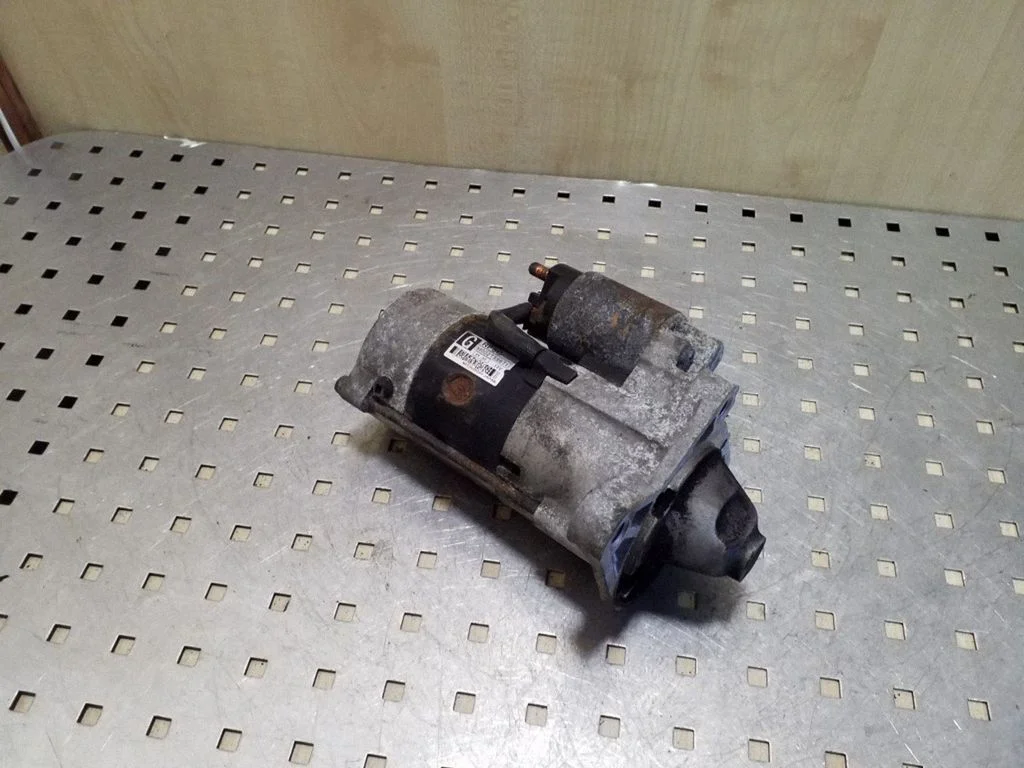 Starter motor M002T88671