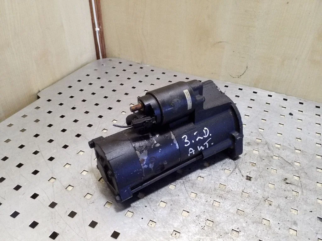 Starter motor – Mitsubishi Pajero Sport I (1996-2008)