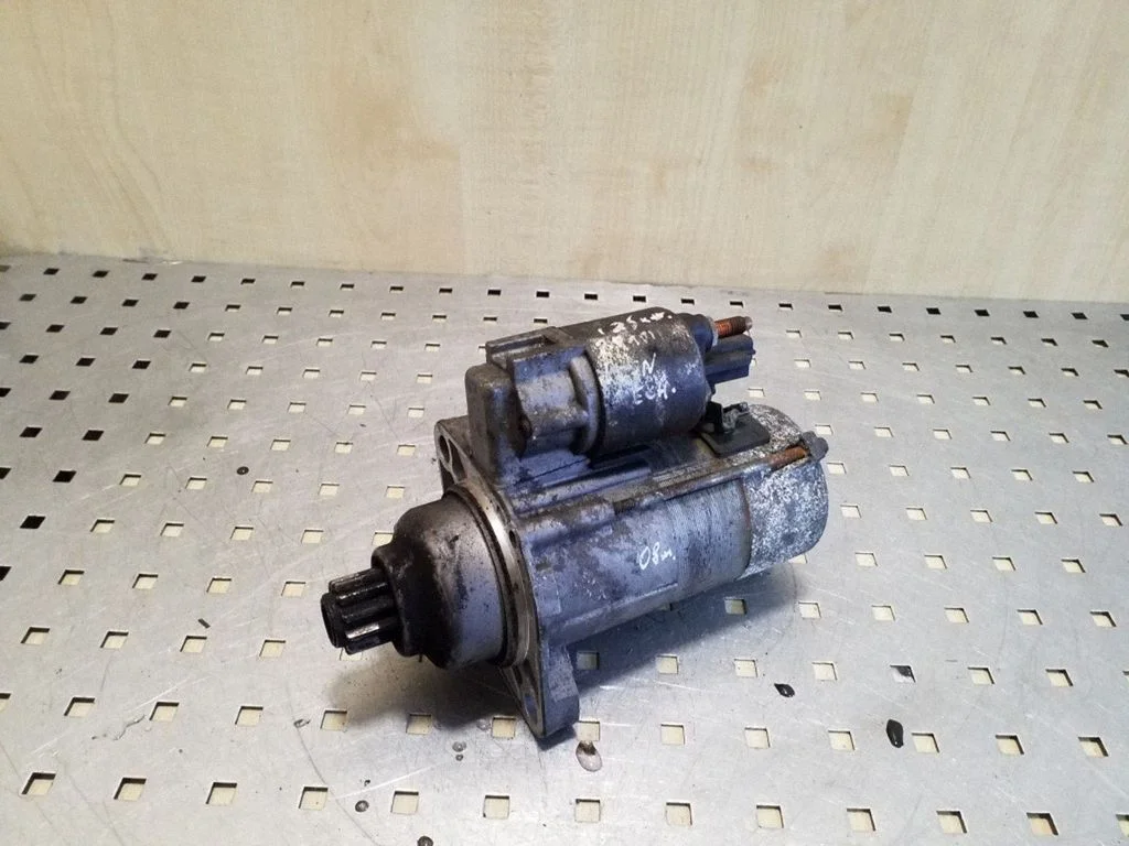 Starter 02M911023N