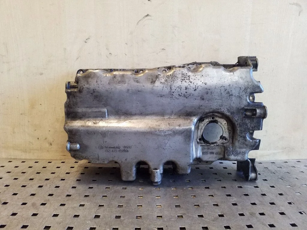 Oil sump – Volkswagen Tiguan (2007-2016)