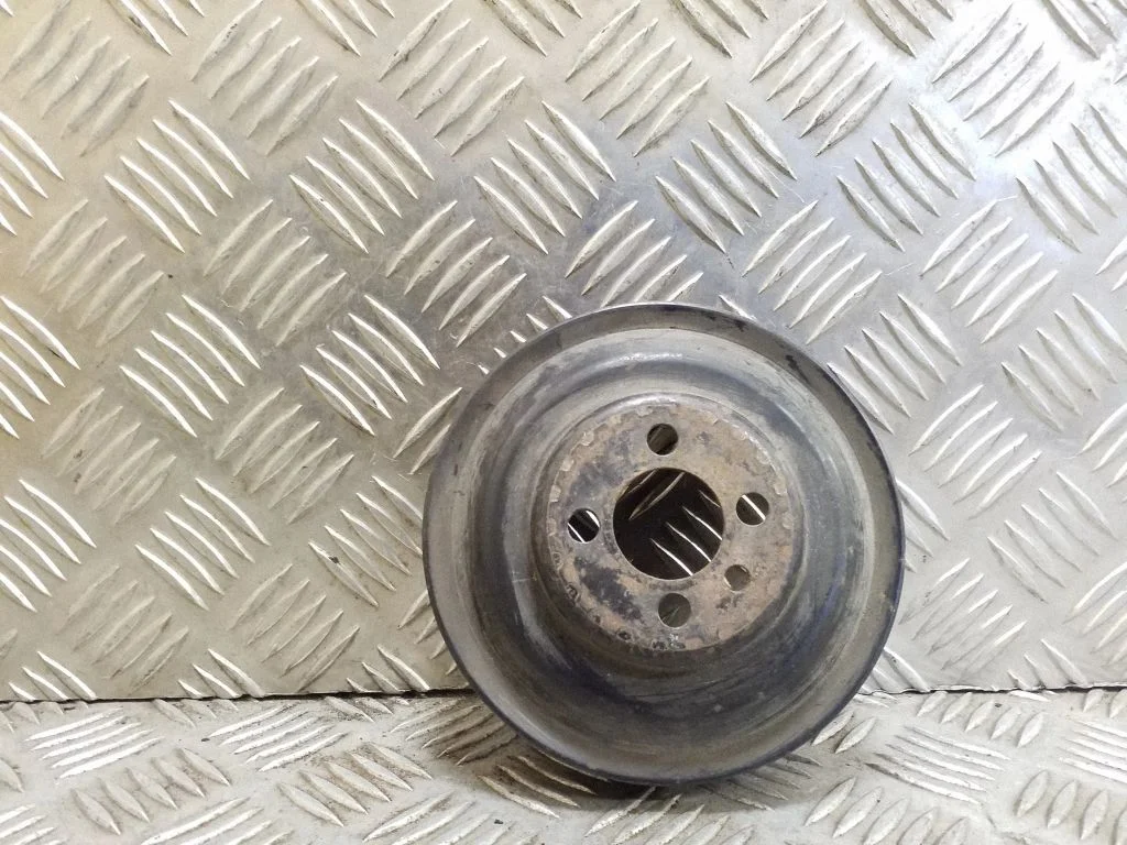 Crankshaft pulley 037105255A