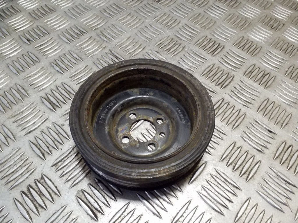 Crankshaft pulley 038105243M