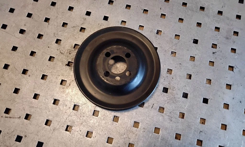Crankshaft pulley 050105255