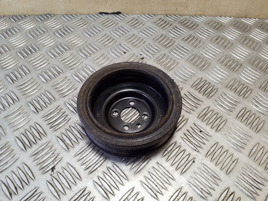 Crankshaft pulley 038105243M