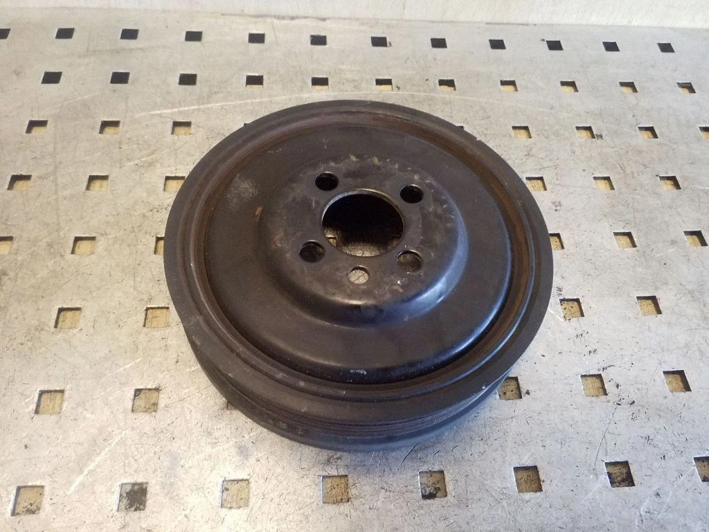 Väntvõlli rihmaratas 03G105243