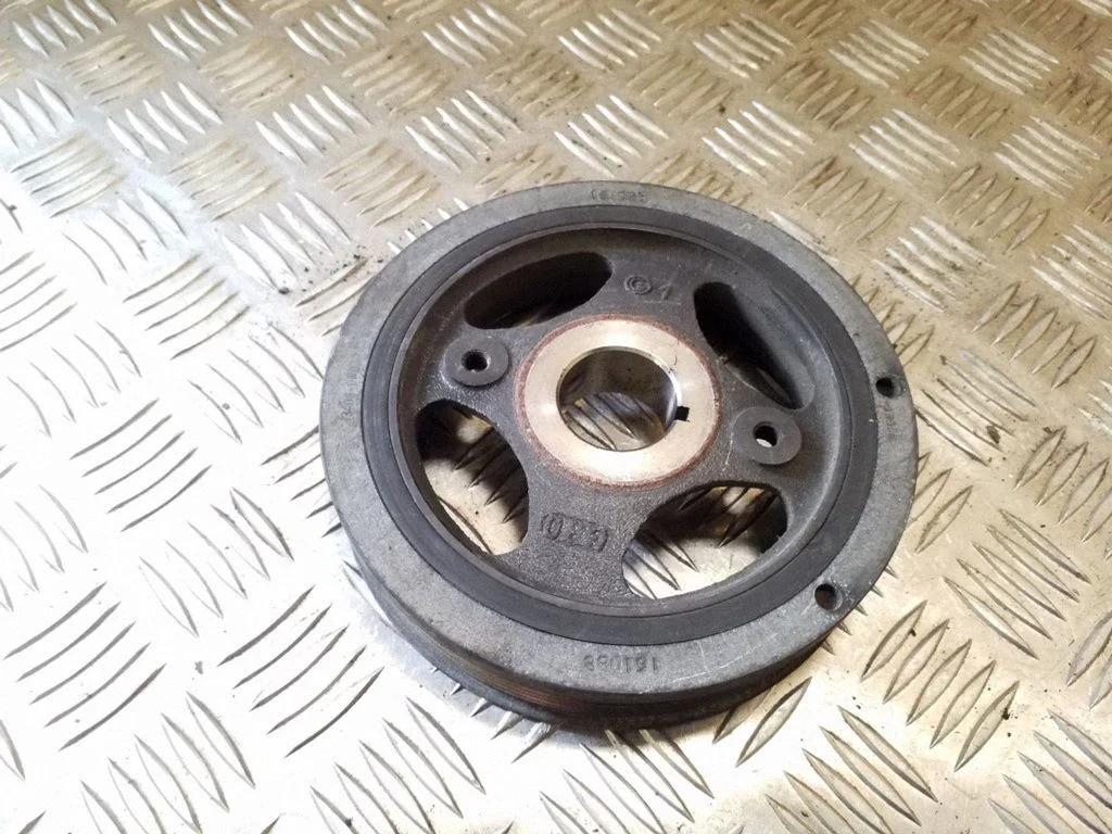 Crankshaft pulley – Toyota Avensis T270 (2009-2012)