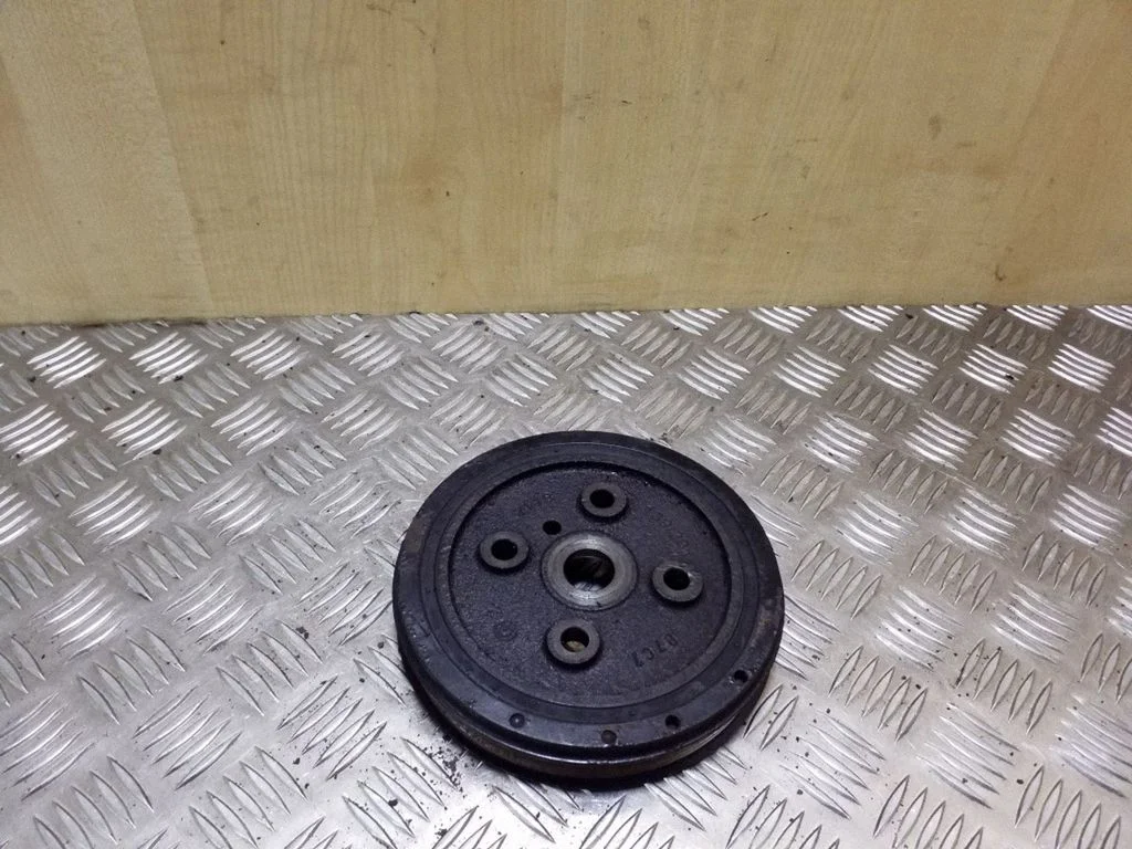 Crankshaft pulley – Volvo S80 (2007-2013)