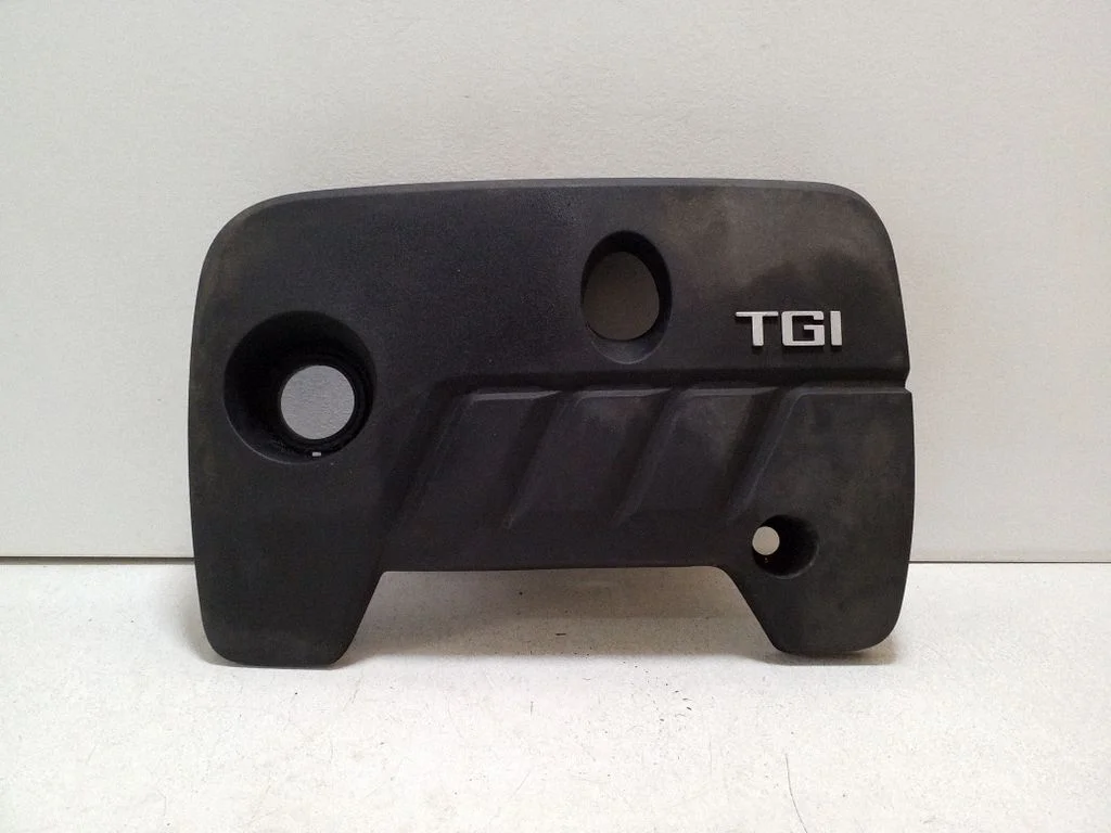 Engine cover (trim) 30075641