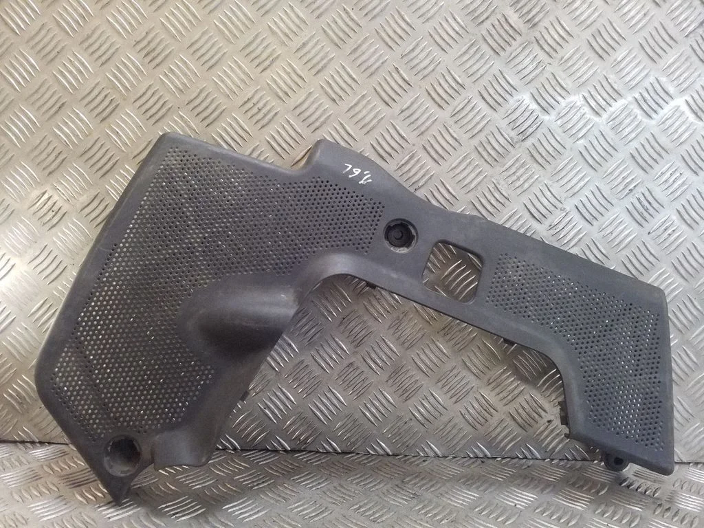 Engine cover (trim) – Volkswagen Golf IV (1998-2005)