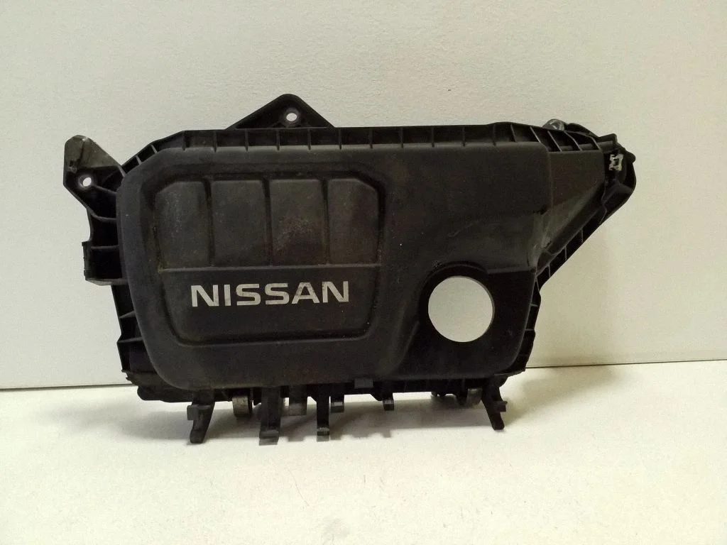 Engine cover (trim)