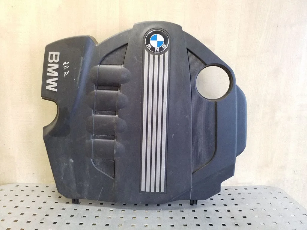 Engine cover (trim) 11147797410