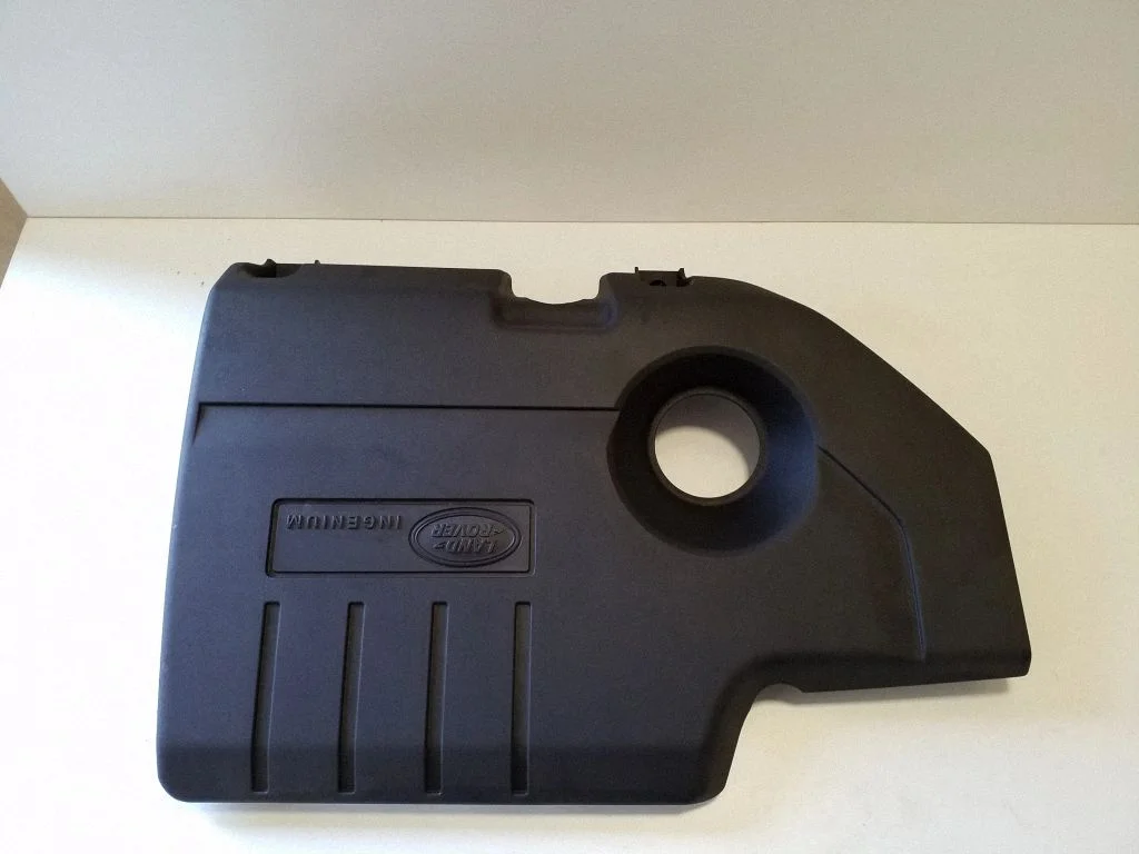 Engine cover (trim) M8D26A949AA