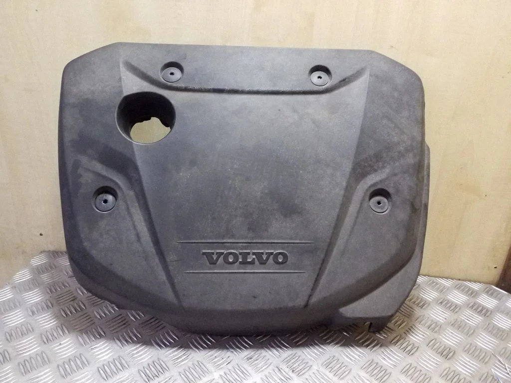 Engine cover (trim) 31368883
