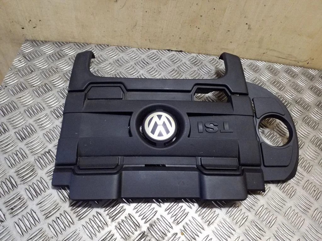 Engine cover (trim) 03C103925BF